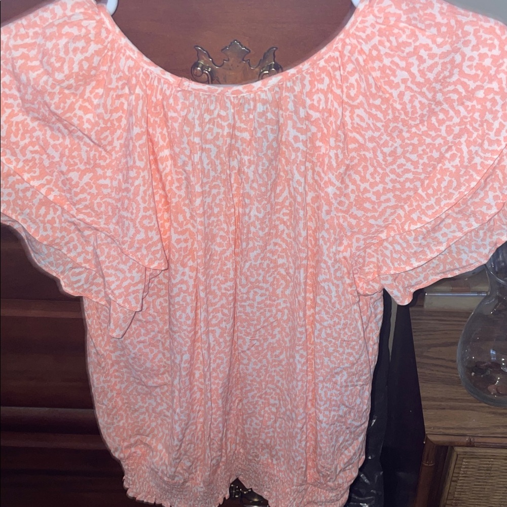 Express Peach Patterned Blouse - Picture 4 of 4